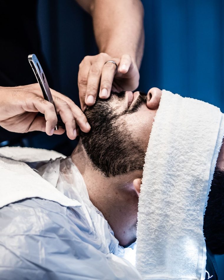 Bartpflege mit warmem Handtuch im Cappadocia Hairdesign